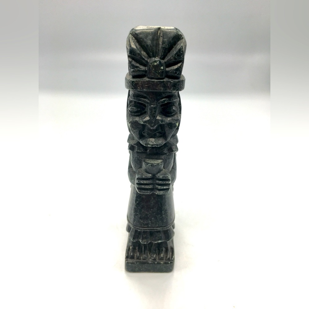 Vintage CoCo Aztec Mayan Folk Art Carved Tiki Obsidian Onyx God Statue. 6”